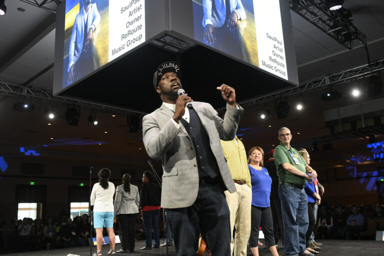 SaulPaul performs as keynote during the 2018 NRPA Annual Conference